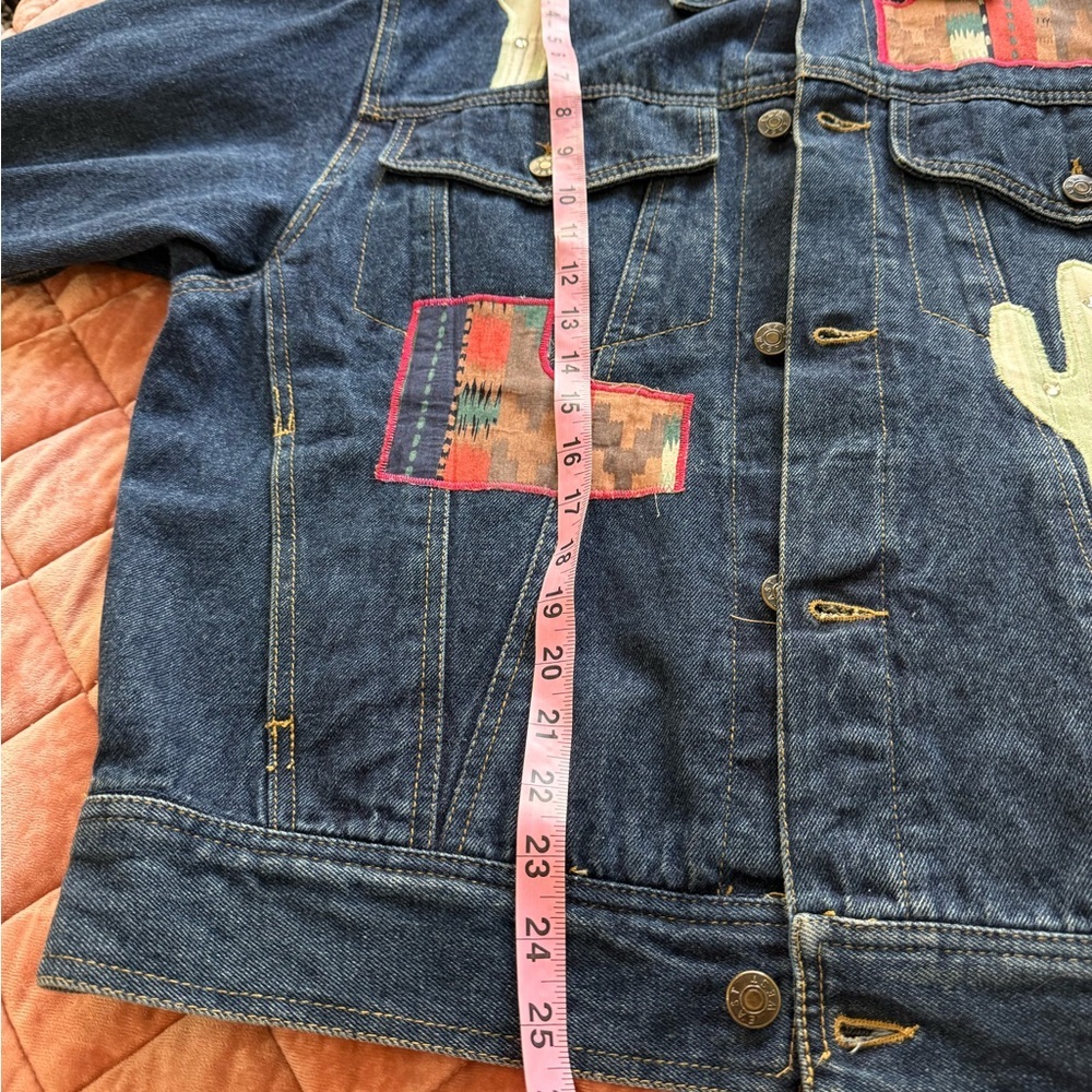 Vintage oversized Western Denim Jacket with Cactus and Southwestern Patches sZ M - Picture 11 of 14